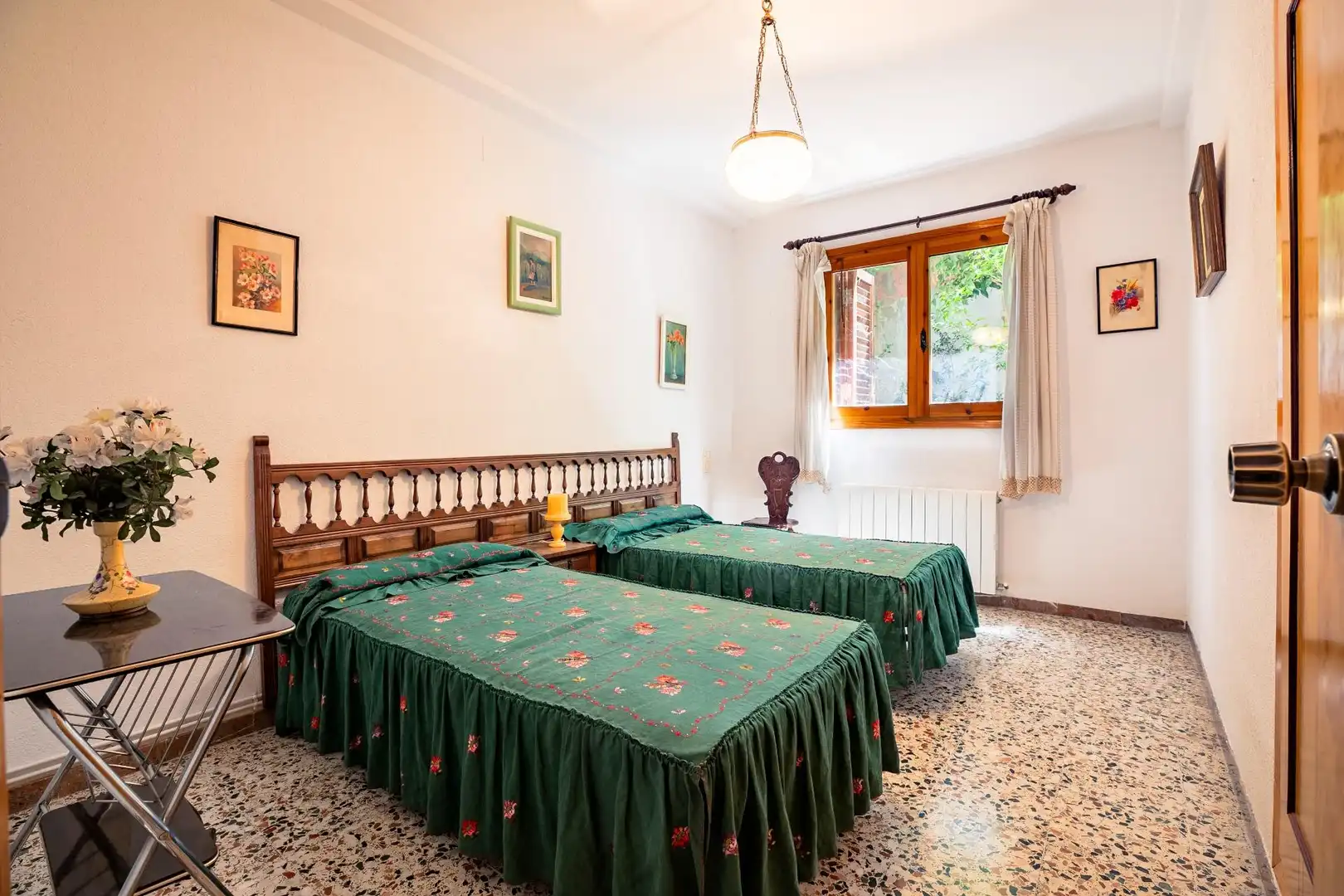 Habitación de Piso en venta en Boltaña con Aire acondicionado, Calefacción y Jardín privado