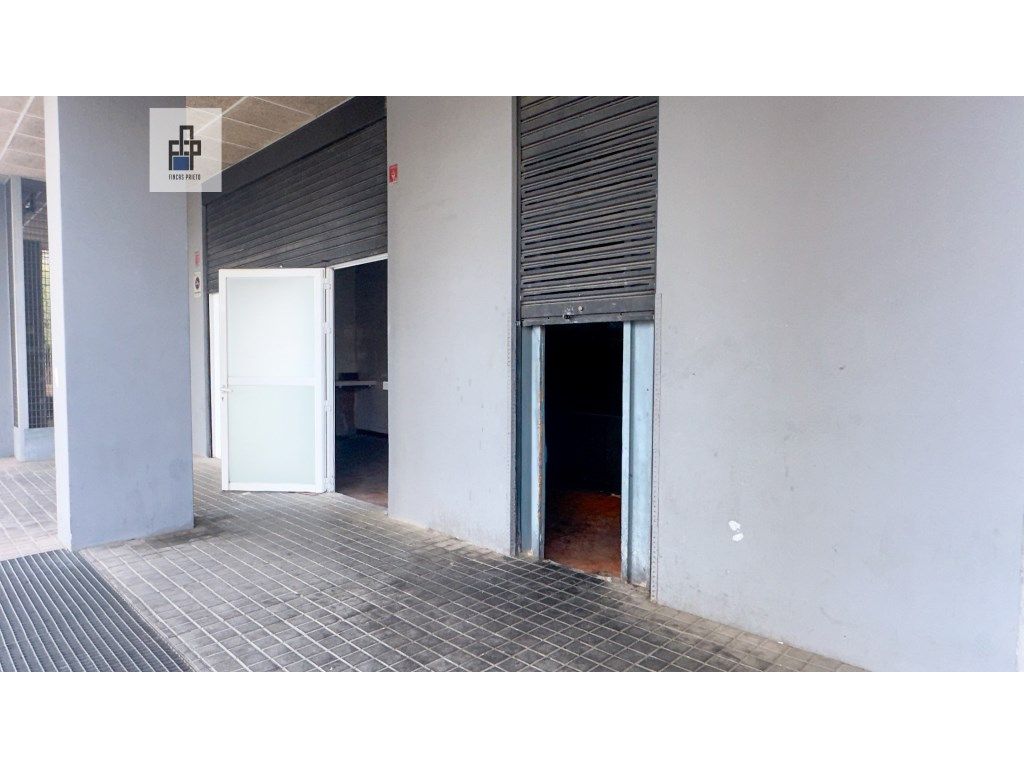 Local en venda en Sant Boi de Llobregat