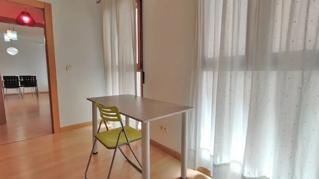 Bedroom of Flat for rent in Granada  with Air Conditioner, Heating and Furnished