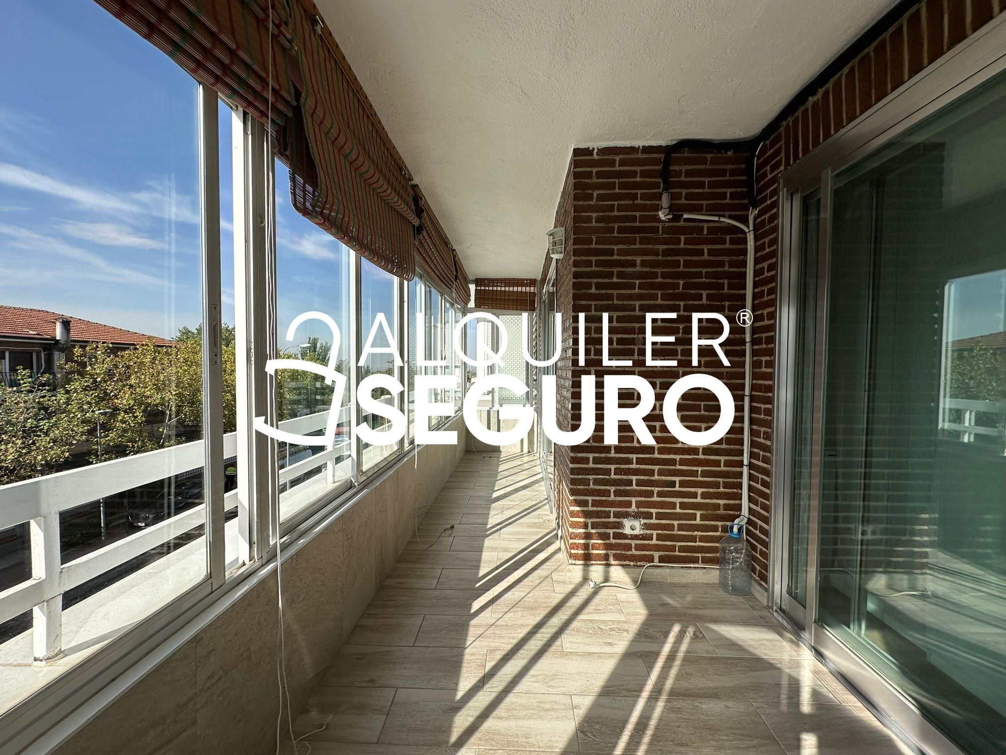 Exterior view of Flat to rent in Majadahonda  with Air Conditioner, Heating and Terrace