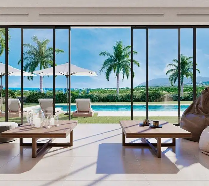 Terrasse von Wohnungen zum Verkauf in Marbella mit Klimaanlage, Heizung und Privatgarten
