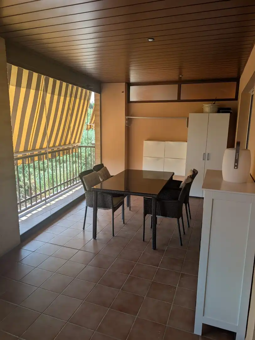 Terrasse von Wohnungen zur Miete in Fuengirola mit Klimaanlage, Heizung und Terrasse