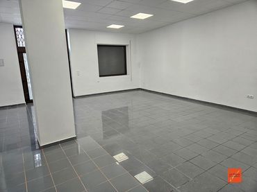 Local comercial de lloguer a Santa Bàrbara