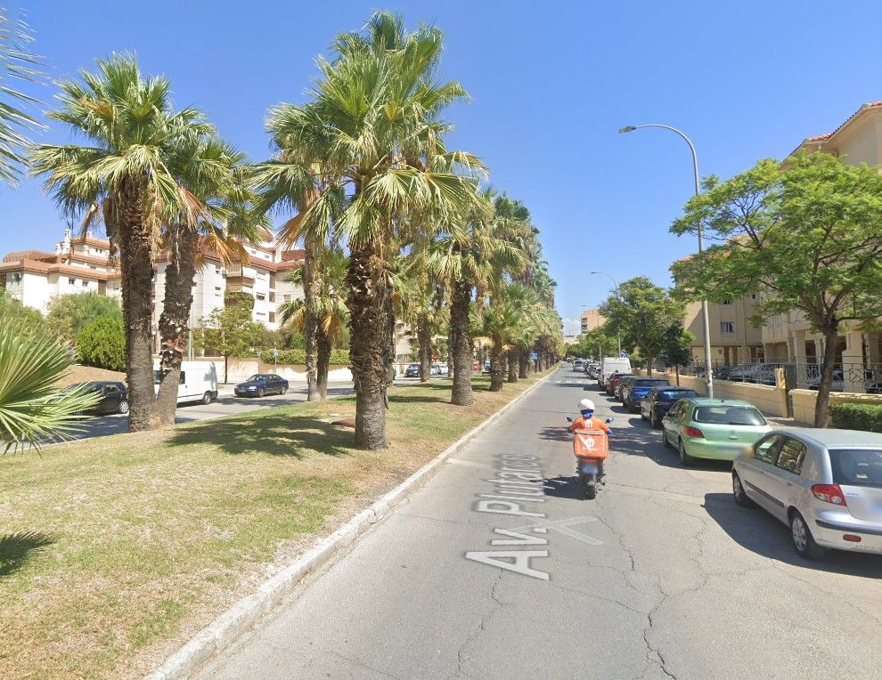 Local en venda a El Cónsul - Ciudad Universitaria - El Romeral
