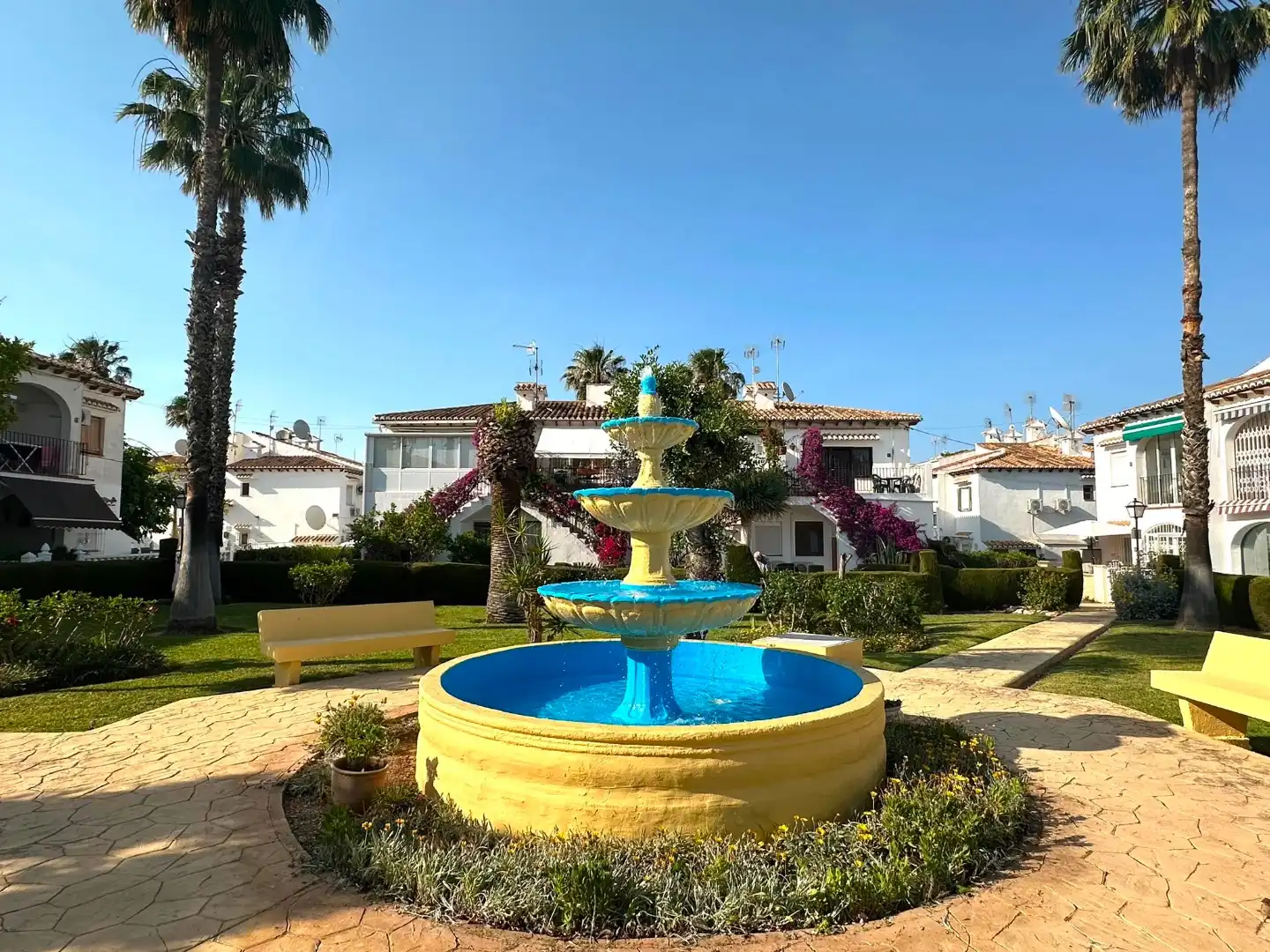 Außenansicht von Dachboden zum Verkauf in Torrevieja mit Klimaanlage und Terrasse