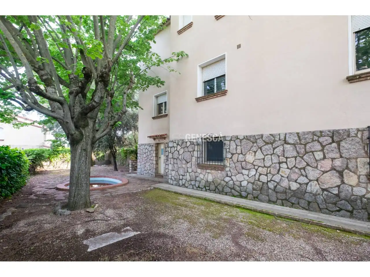 Exterior view of Houses for sale in Matadepera  with Private garden and Swimming Pool