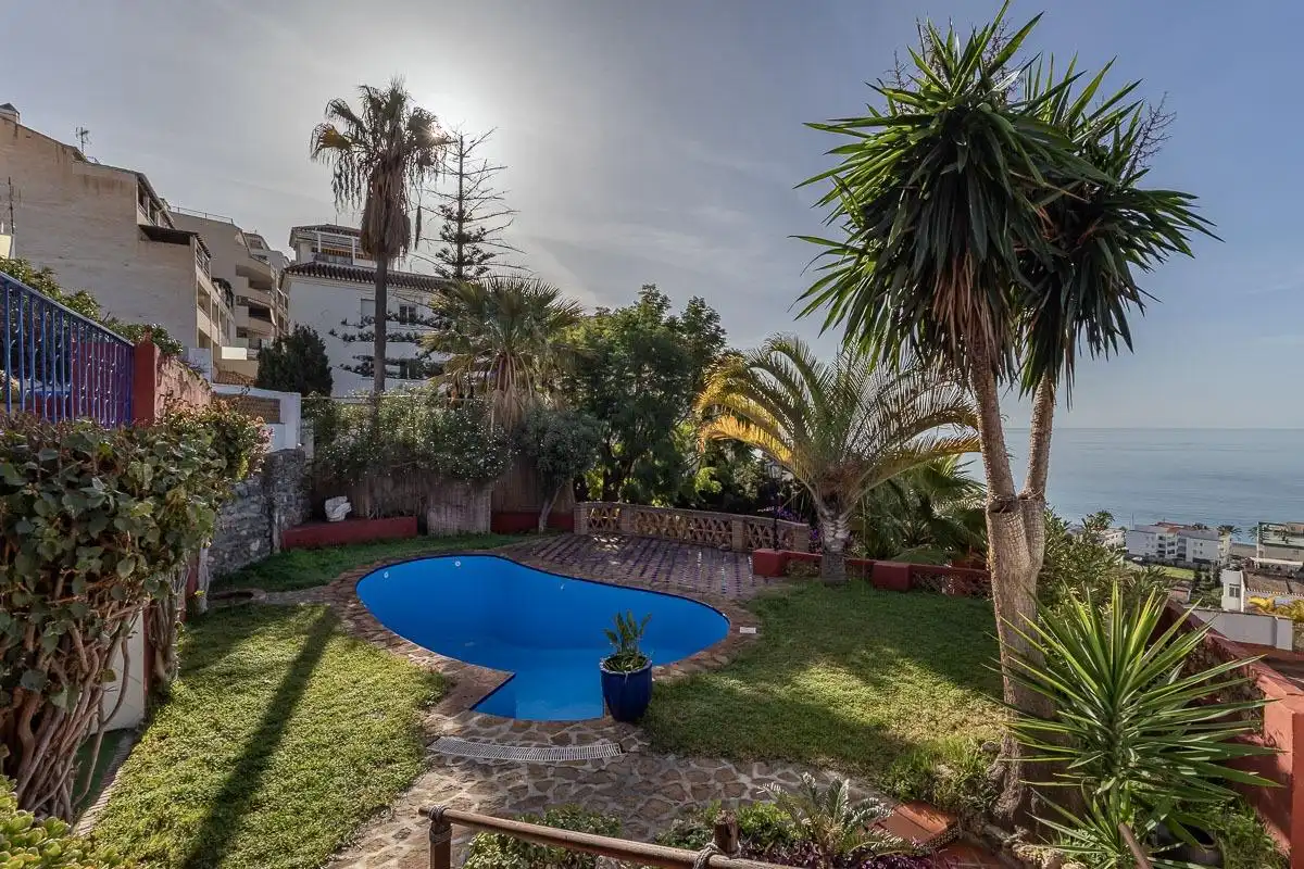 Jardín de Casa o chalet en venta en Almuñécar con Aire acondicionado, Calefacción y Jardín privado