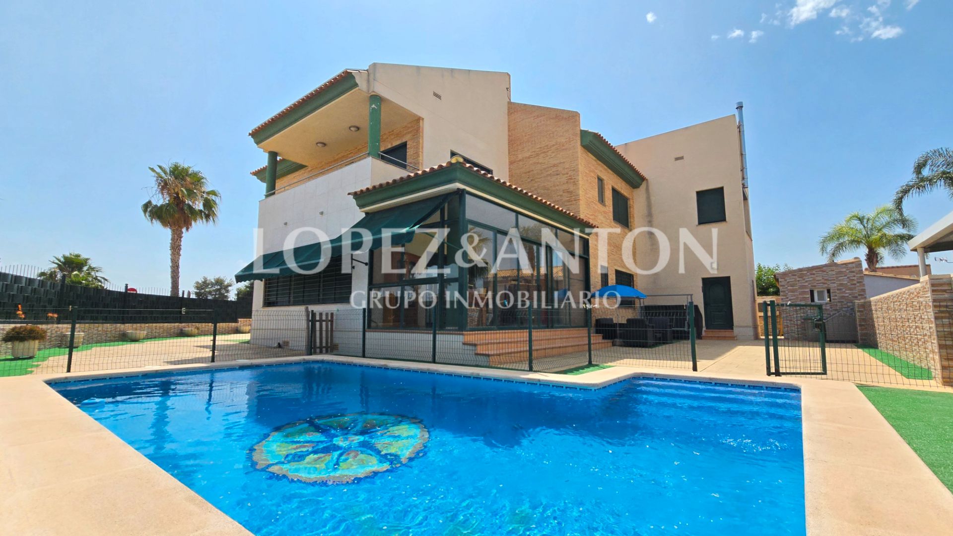 Exterior view of House or chalet for sale in Llíria  with Air Conditioner, Heating and Private garden