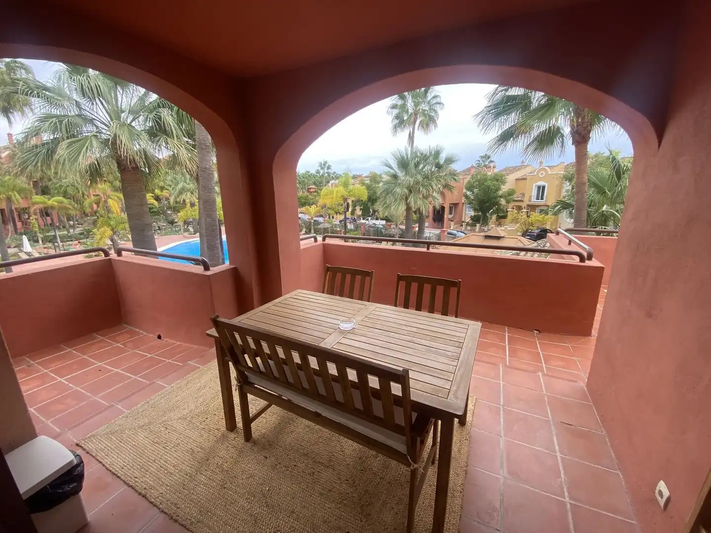 Apartament amb piscina en venda a Nueva Andalucía, imagen 23