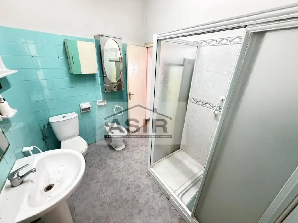 Baño de Piso en venta en Alzira con Terraza