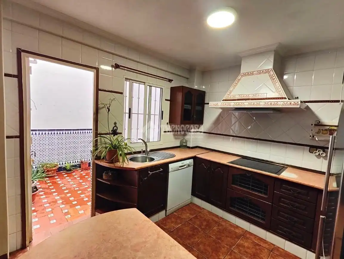 Casa pareada con terraza en venta en Los Palacios y Villafranca, imagen 15