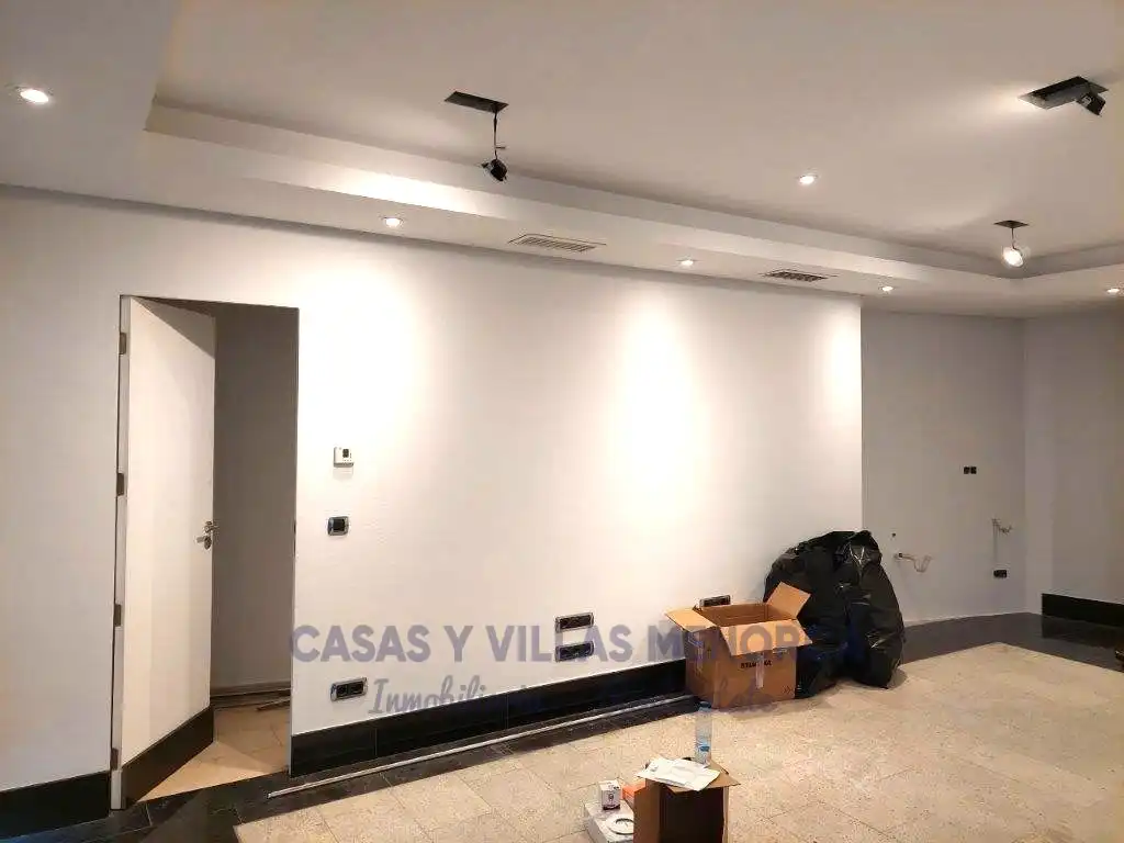 Gewerbefläche zum Verkauf in Maó ciutat, imagen 2