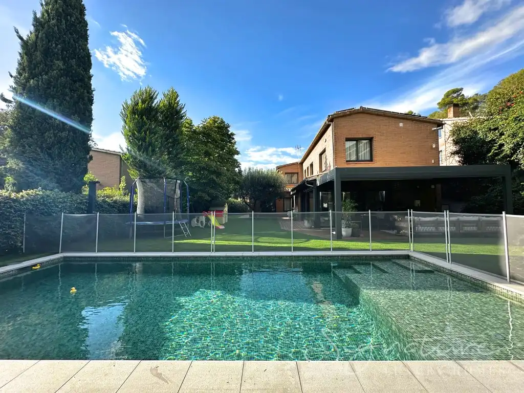 Houses for sale in Golf - Can Trabal