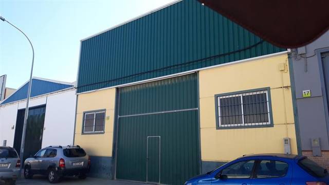 Nave industrial en Venta en C/ Carpintería - Polígono Camino Hondo en Marchena
