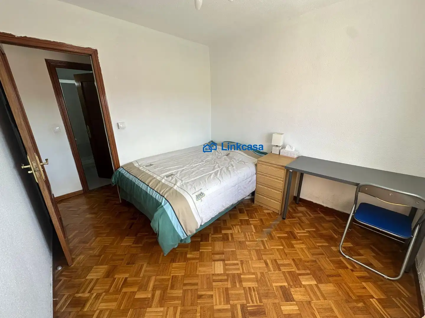 Habitación de Piso en venta en Madrid con Terraza