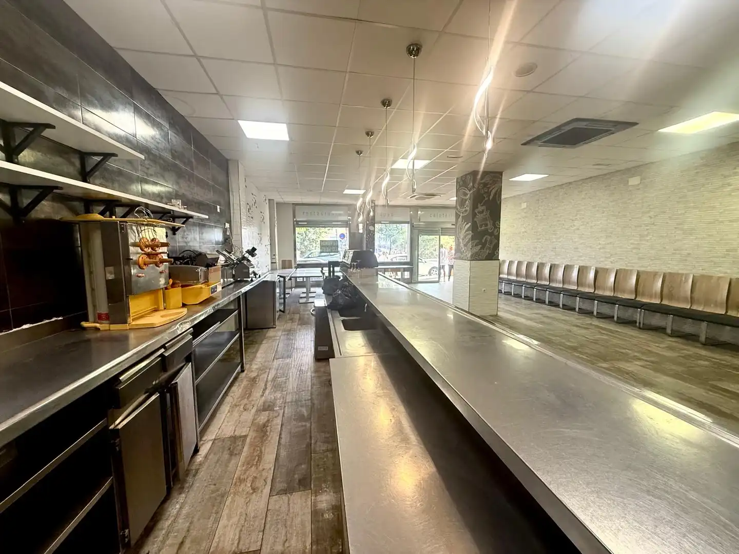 Cocina de Local en venta en Málaga con Aire acondicionado, Calefacción y Amueblado