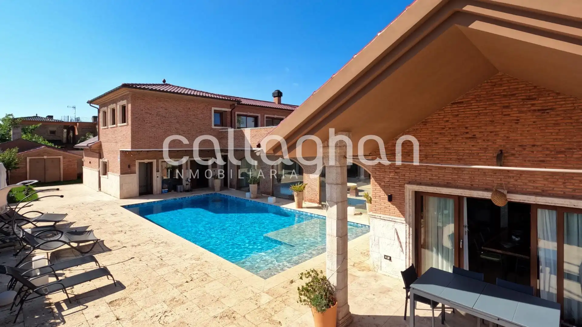 Piscina de Casa o xalet en venda en Burriana / Borriana amb Aire condicionat, Calefacció i Jardí privat