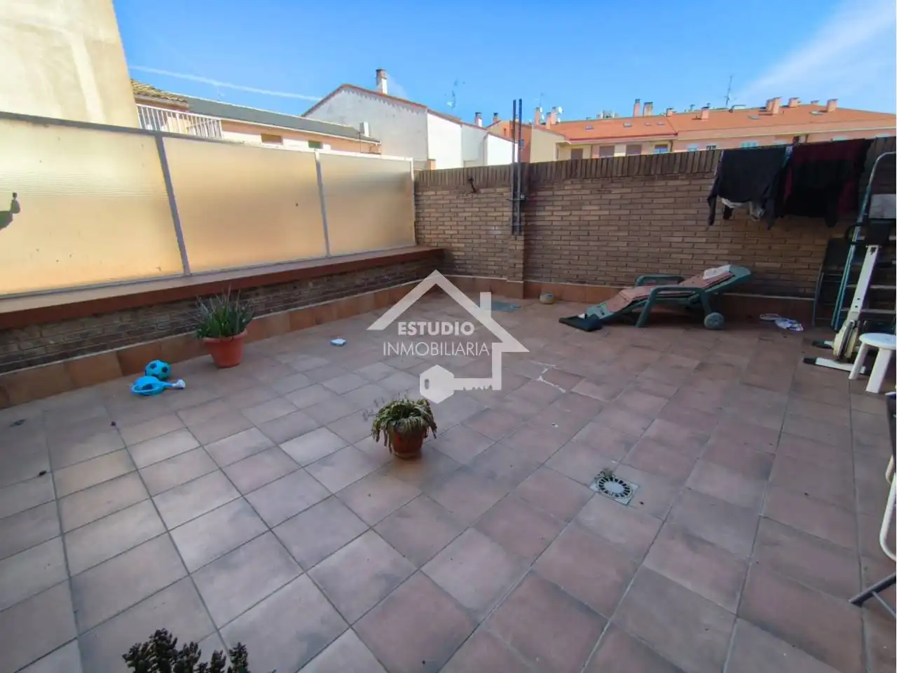 Terraza de Piso en venta en Mendavia con Aire acondicionado, Calefacción y Parquet