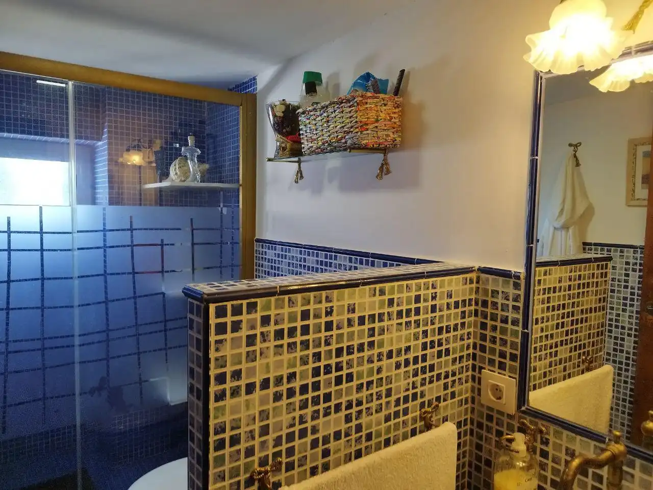 Detached house with garden for sale in El Castillo de las Guardas, imagen 52