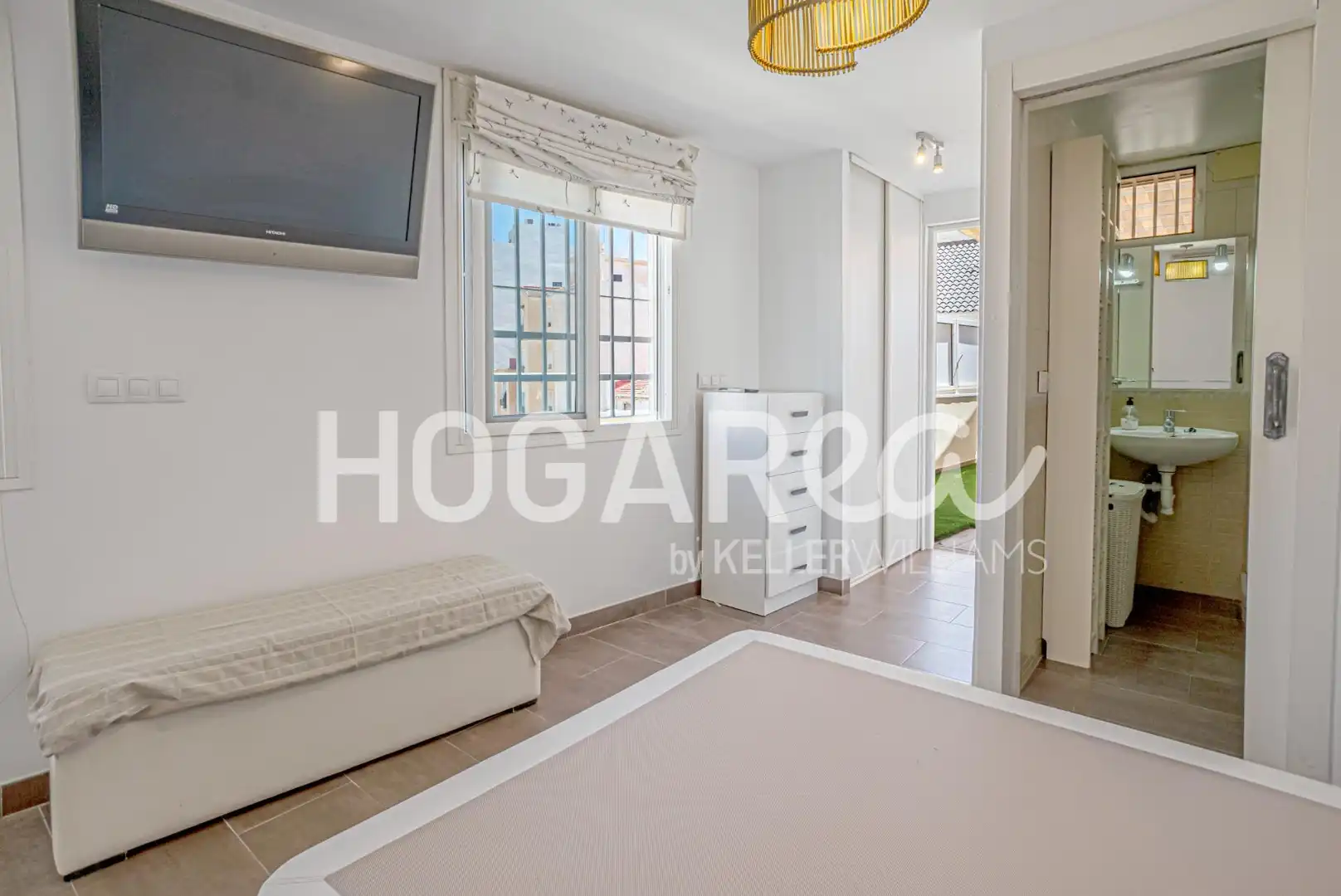 Habitación de Dúplex en venta en Málaga con Aire acondicionado, Calefacción y Terraza