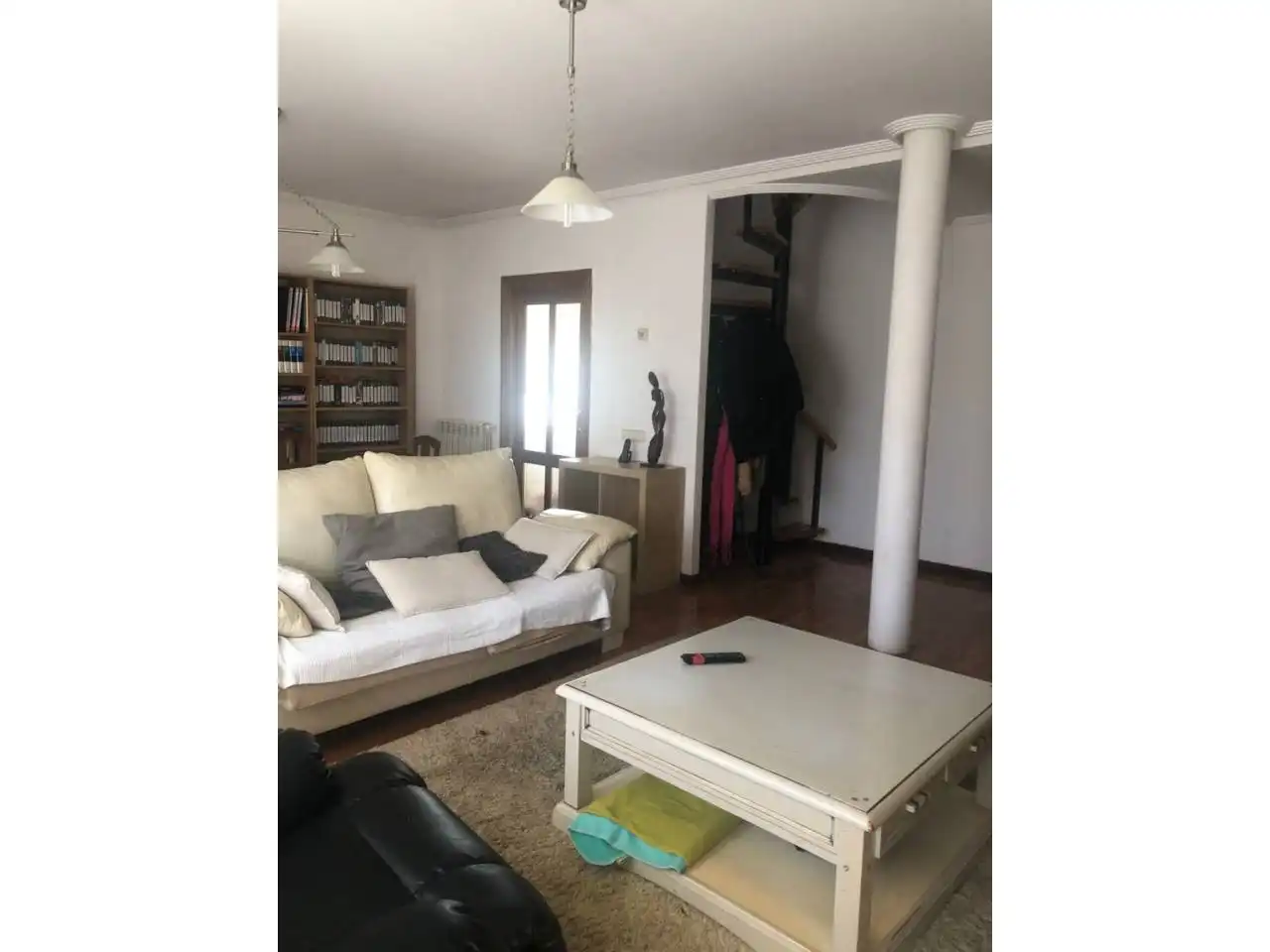 Sala d'estar de Casa o xalet en venda en Medrano amb Aire condicionat, Calefacció i Jardí privat