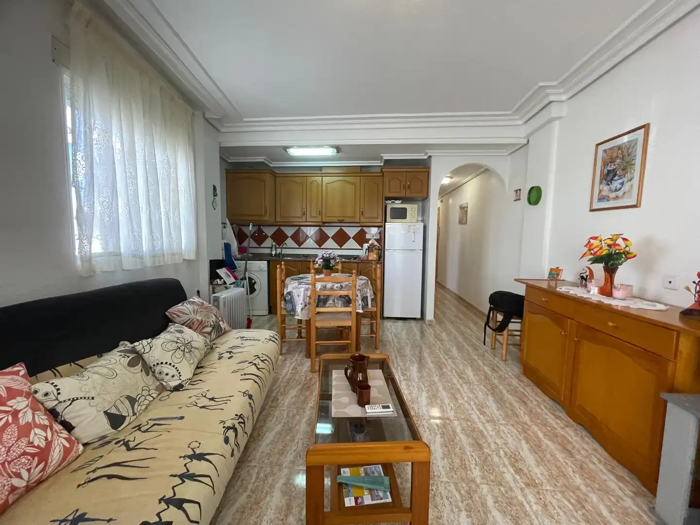 Wohnzimmer von Erdgeschoss zum Verkauf in Torrevieja mit Klimaanlage, Heizung und Terrasse