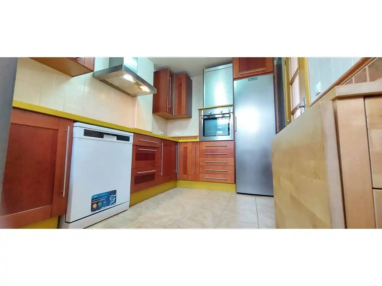 Cocina de Casa adosada de alquiler en Aljaraque con Terraza y Amueblado
