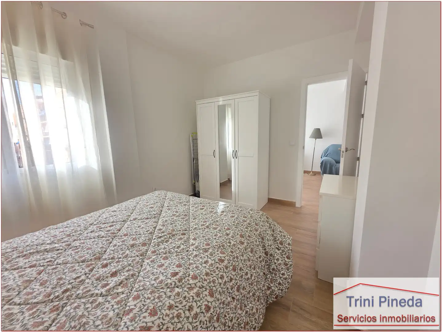 Bedroom of Flat for rent in Sevilla  with Furnished, Oven and Washing machine