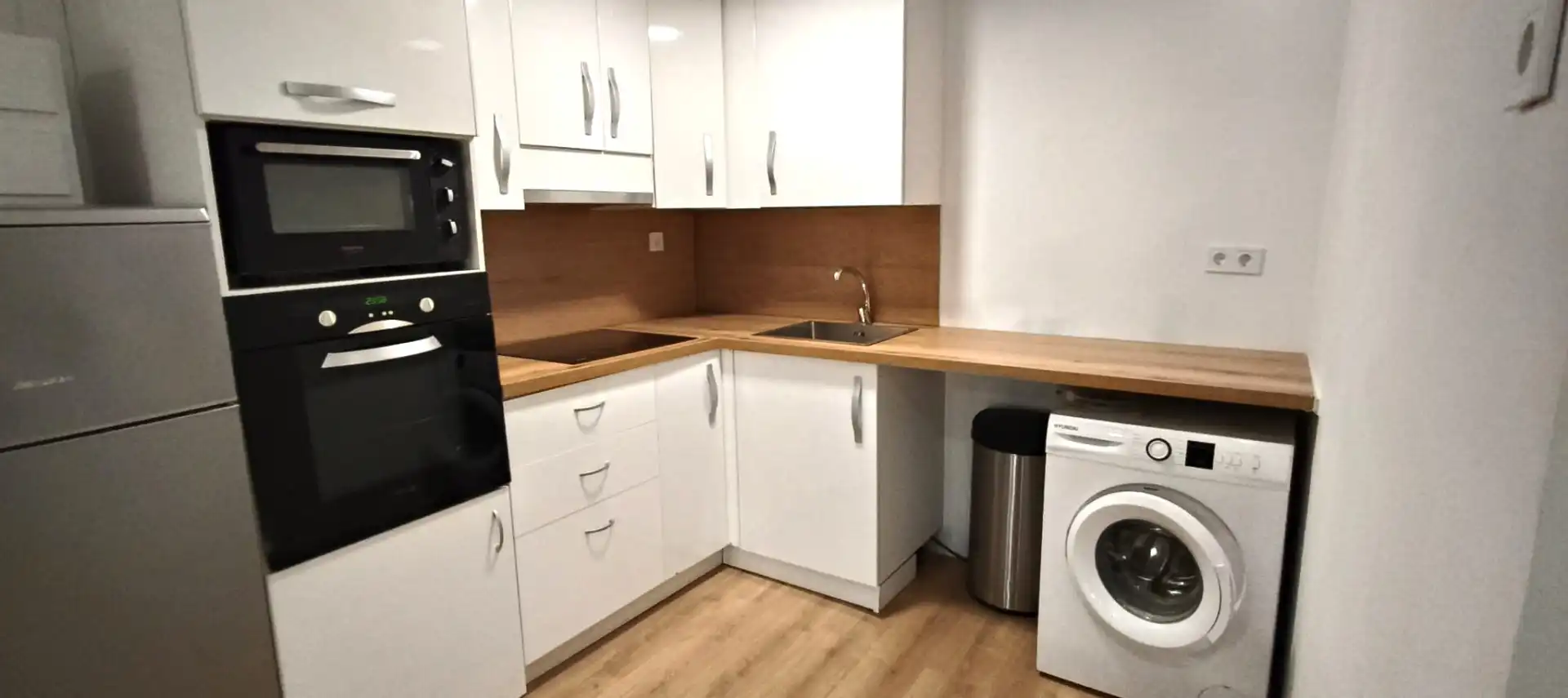 Küche von Wohnung zum Verkauf in Reus mit Klimaanlage, Parkett und Möbliert