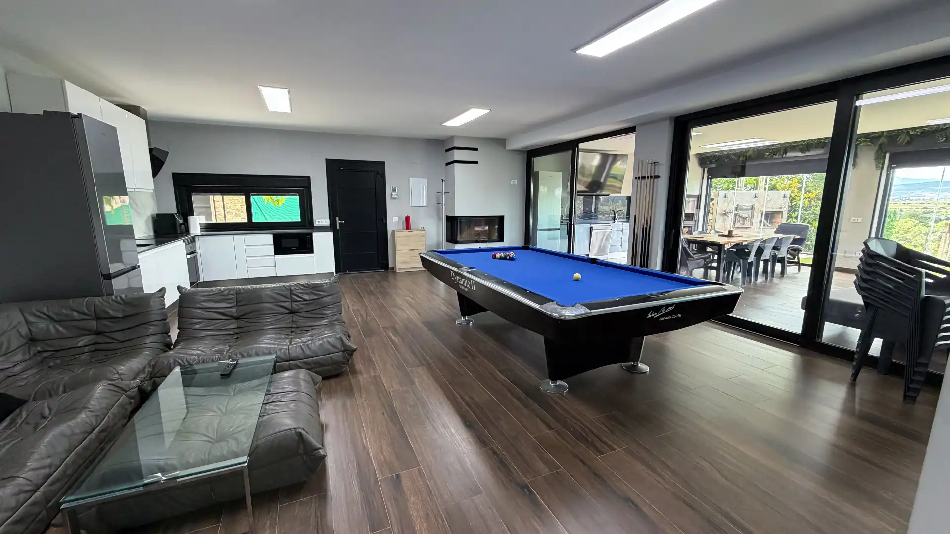 Haus oder Chalet zum Verkauf in Santa Cruz del Retamar mit Klimaanlage, Heizung und Privatgarten