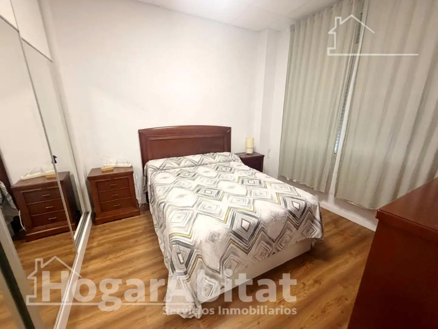 Dormitori de Pis en venda en Torrent amb Aire condicionat, Calefacció i Terrassa