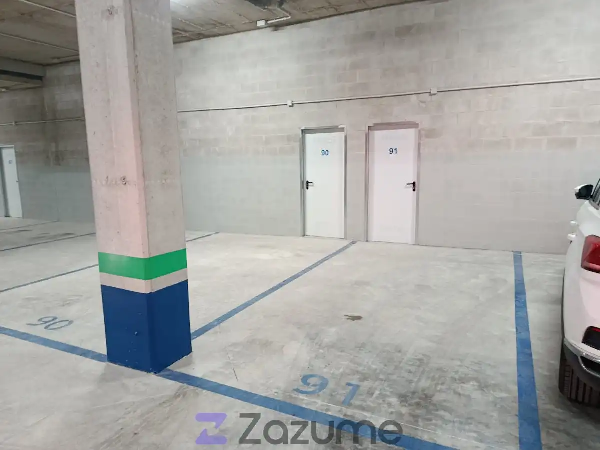 Parking de Piso de alquiler en Dos Hermanas con Aire acondicionado, Calefacción y Terraza