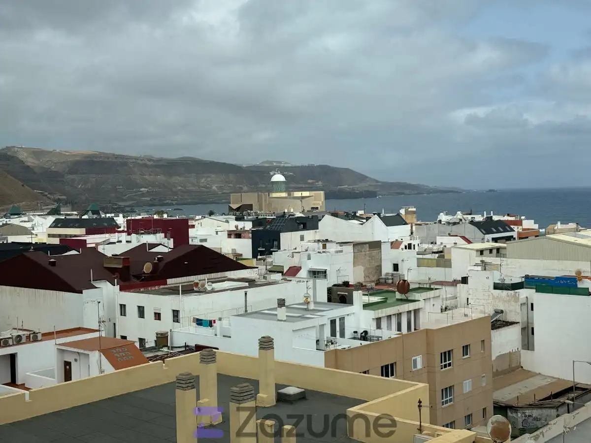 Vista exterior de Piso de alquiler en Las Palmas de Gran Canaria con Amueblado, Horno y Lavadora
