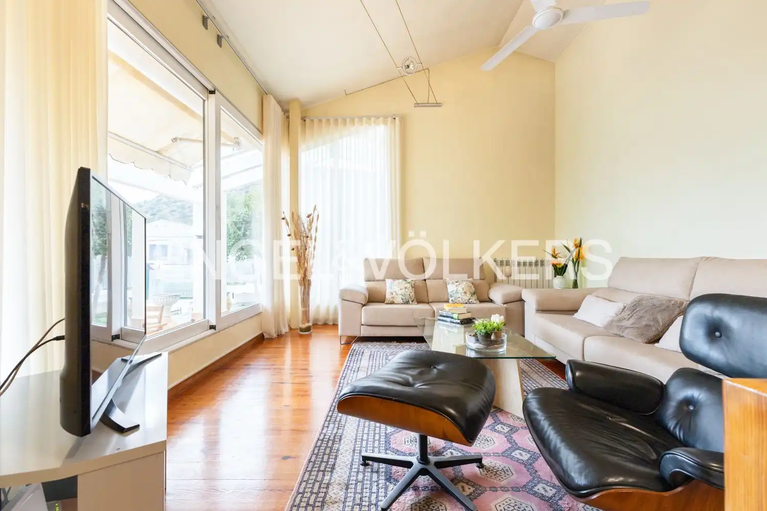 Sala de estar de Finca rústica en venta en Benicasim / Benicàssim con Calefacción, Jardín privado y Terraza