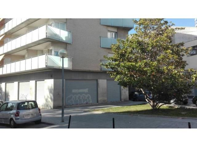 Local comercial en Alquiler en Carrer del Camí de Castellar en Sant Pere