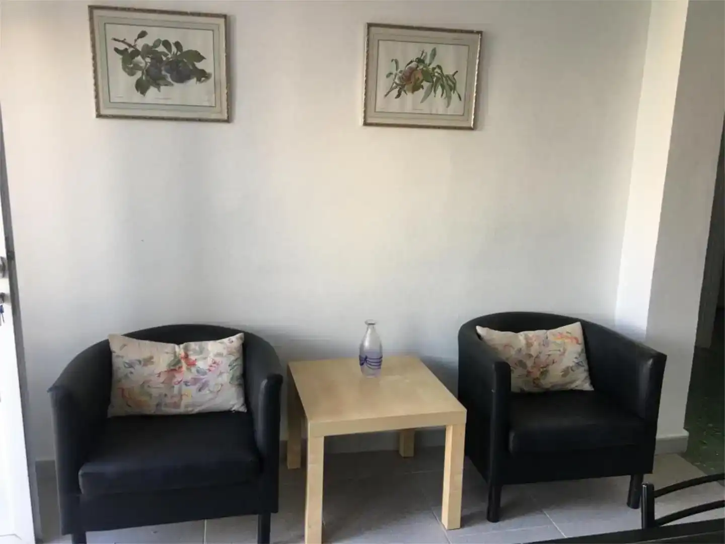 Sala d'estar de Casa adosada de lloguer en Noja amb Balcó