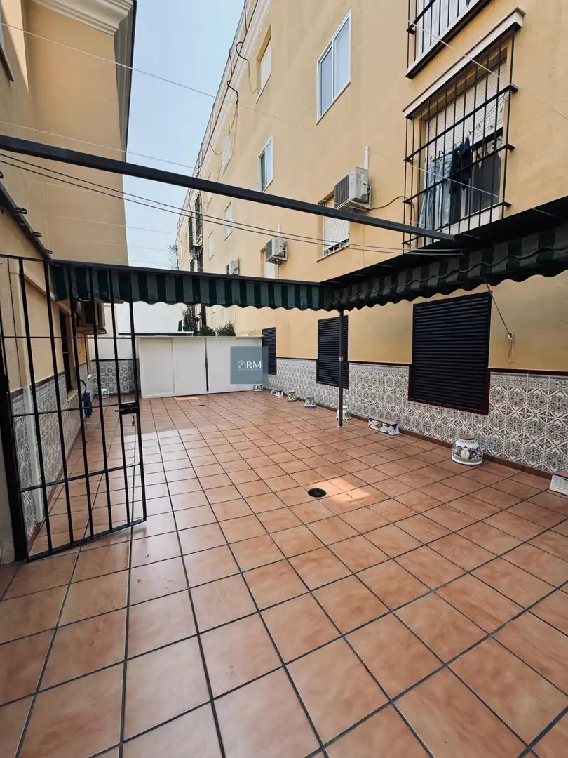 Terrace of Flat for sale in Sanlúcar de Barrameda  with Air Conditioner, Heating and Parquet flooring