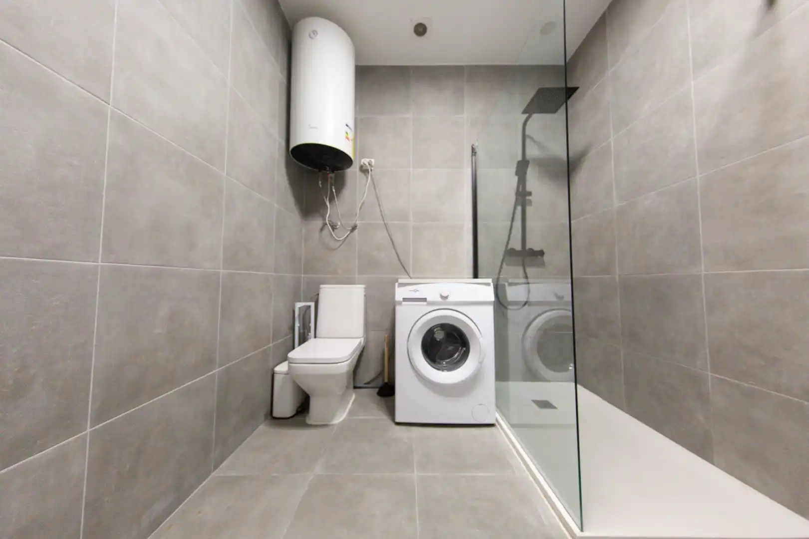 Badezimmer von Wohnung zum Verkauf in Alicante / Alacant mit Klimaanlage, Heizung und Abstellraum