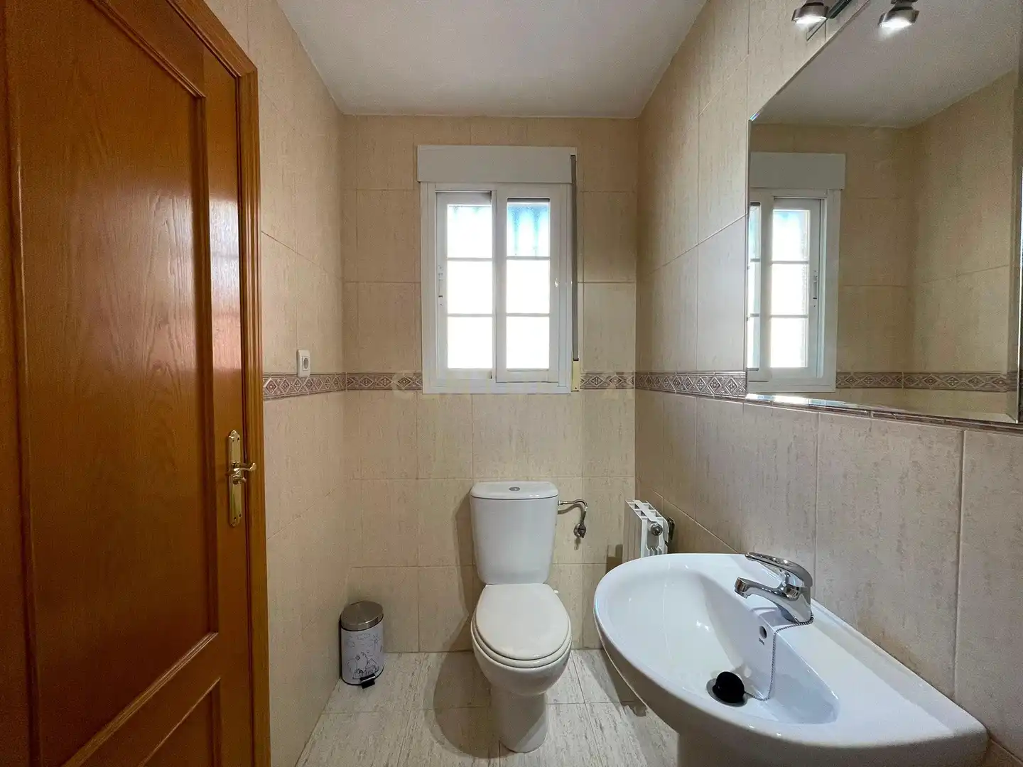 Bathroom of Houses for rent in Armilla  with Air Conditioner and Washing machine