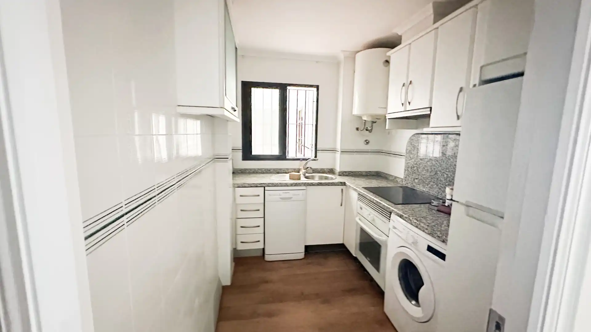 Apartamento con terraza en venta en Playa de los Locos, imagen 2