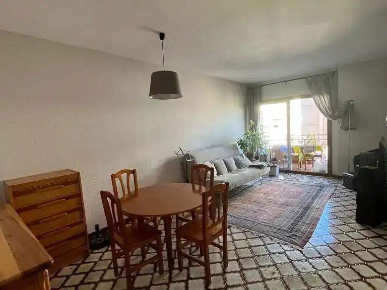 Sala d'estar de Pis en venda en  Barcelona Capital amb Balcó