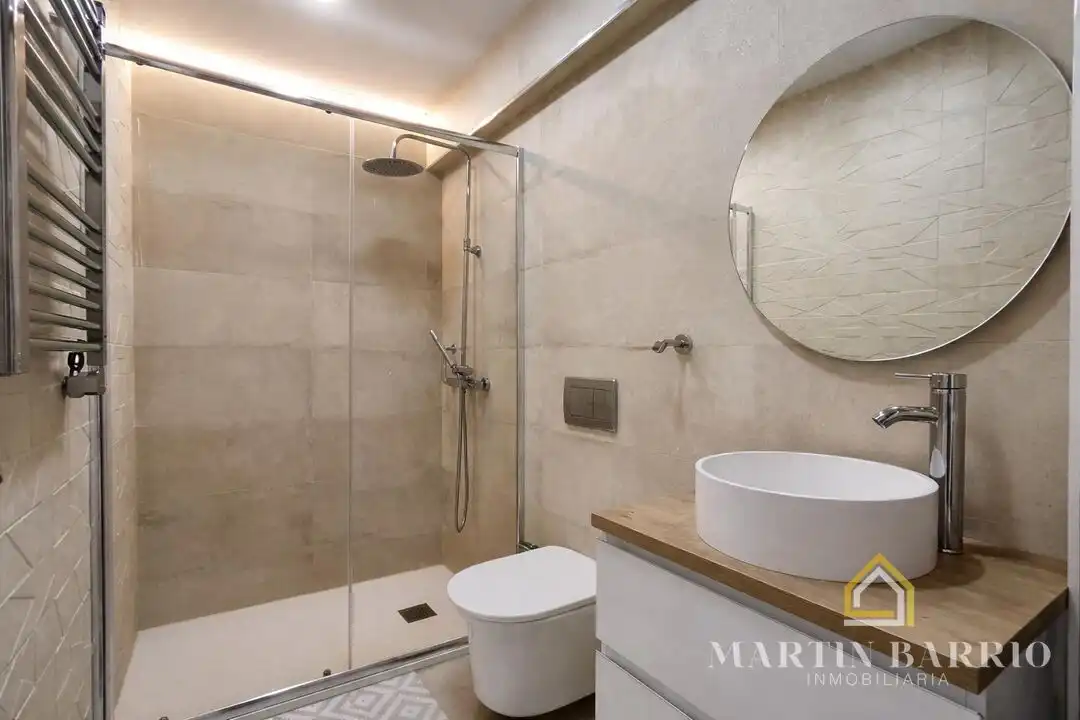 Baño de Piso en venta en Muskiz con Calefacción, Jardín privado y Amueblado