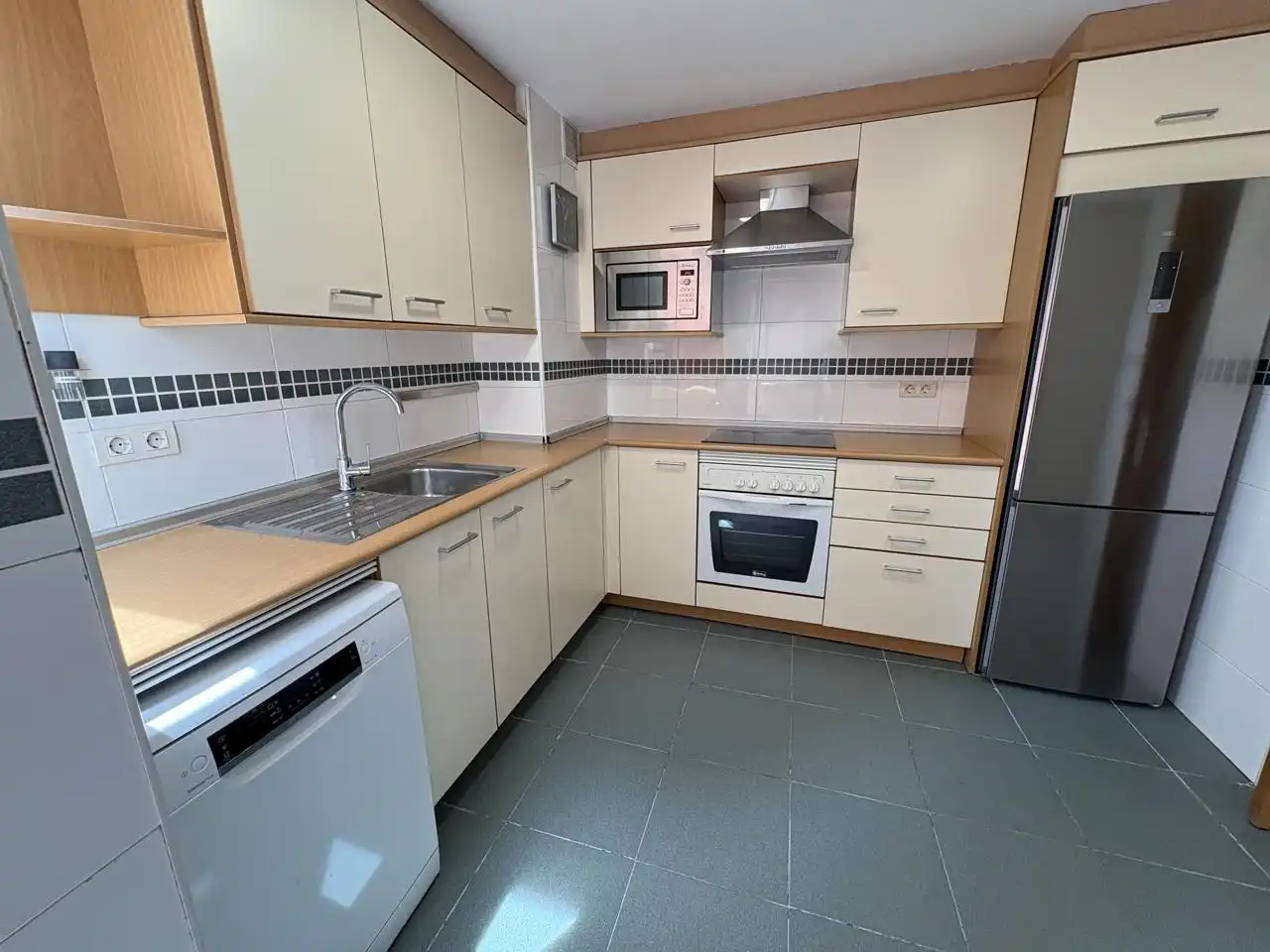 Cocina de Piso en venta en Madrid con Aire acondicionado, Calefacción y Terraza