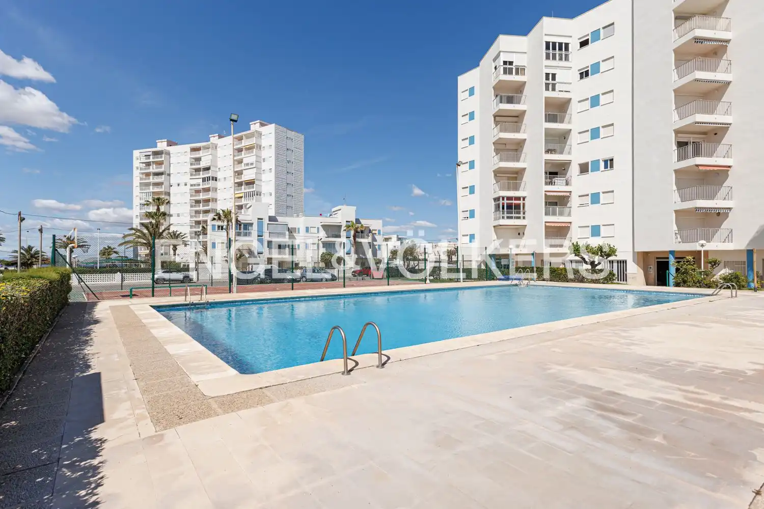 Piscina de Pis de lloguer en Valencia amb Calefacció, Terrassa i Piscina