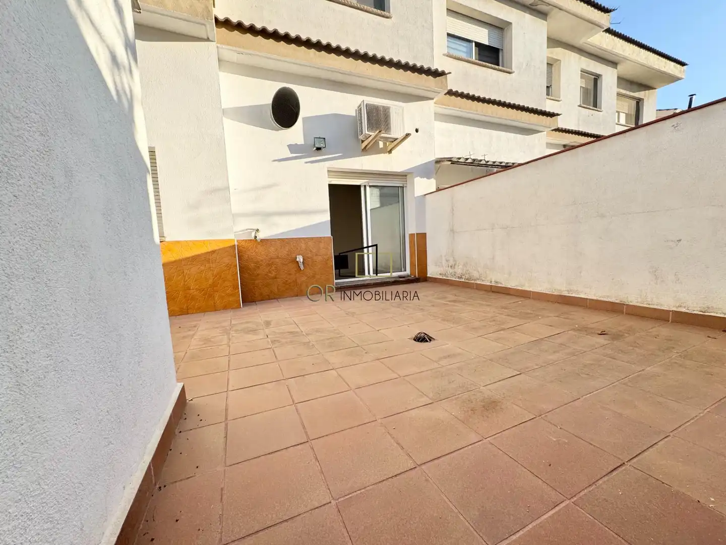 Terrassa de Local de lloguer en Santa Margarida I Els Monjos
