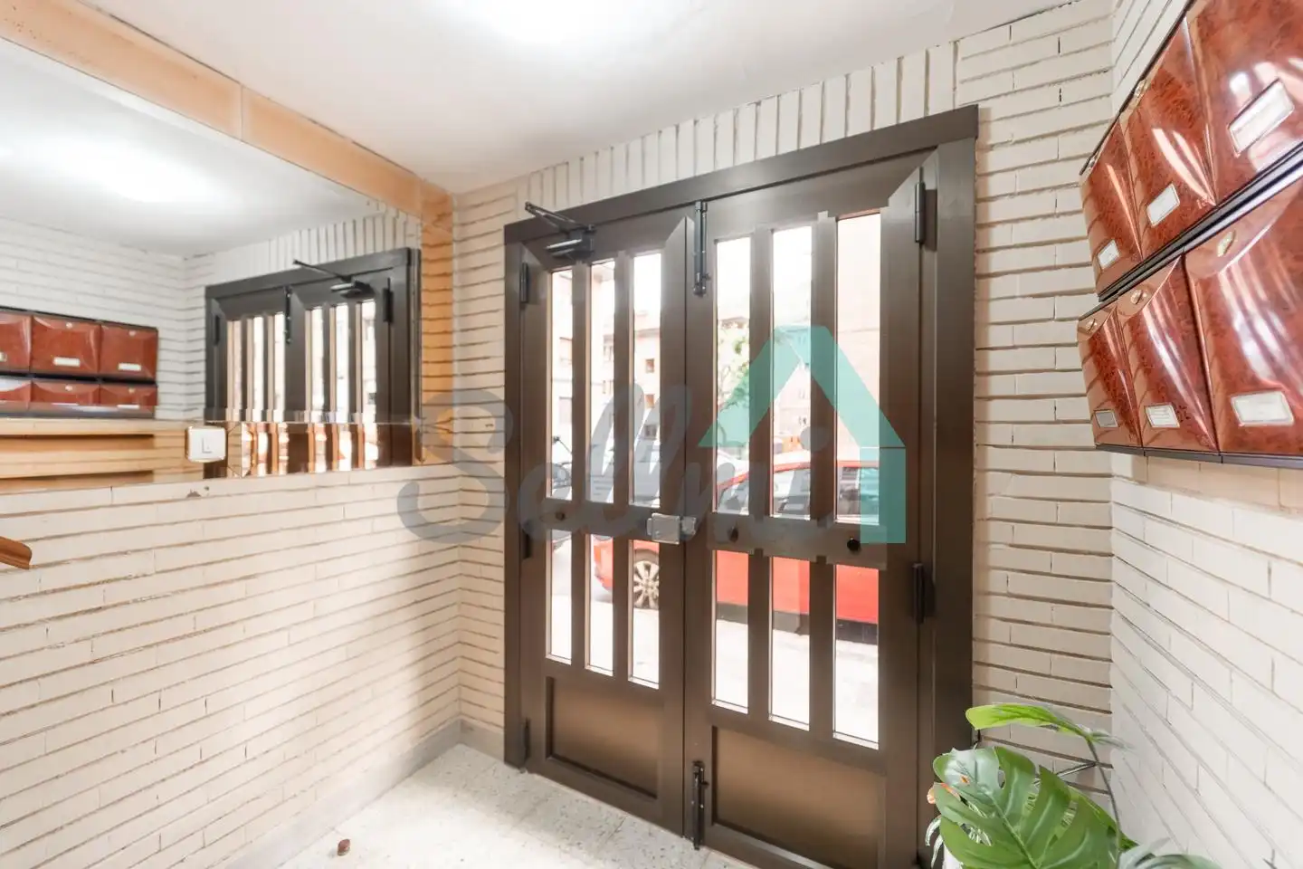 Planta baja en venta en Aller con Calefacción, Trastero y Amueblado