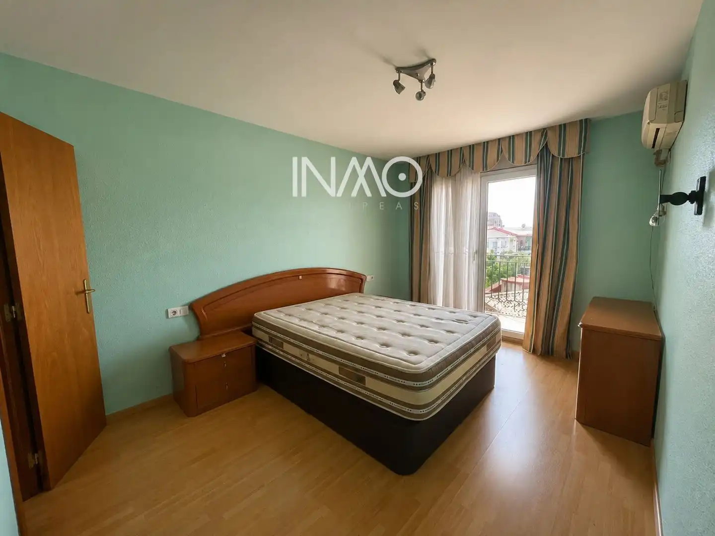Schlafzimmer von Maisonette zum Verkauf in Rubí mit Klimaanlage, Heizung und Terrasse