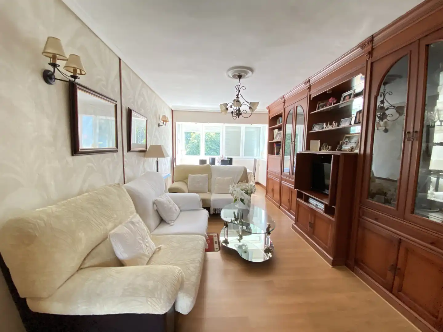 Sala de estar de Piso en venta en Gernika-Lumo con Calefacción, Terraza y Amueblado