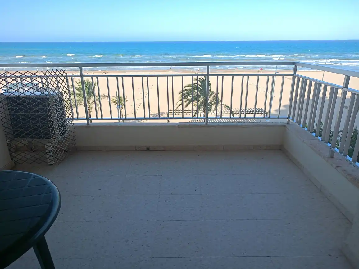 Terrassa de Apartament de lloguer en Gandia amb Aire condicionat, Terrassa i Moblat