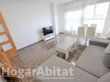 Appartamento con balcone in vendita a Calle Isabel de Villena